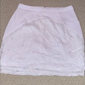 Tobi White and lace skirt